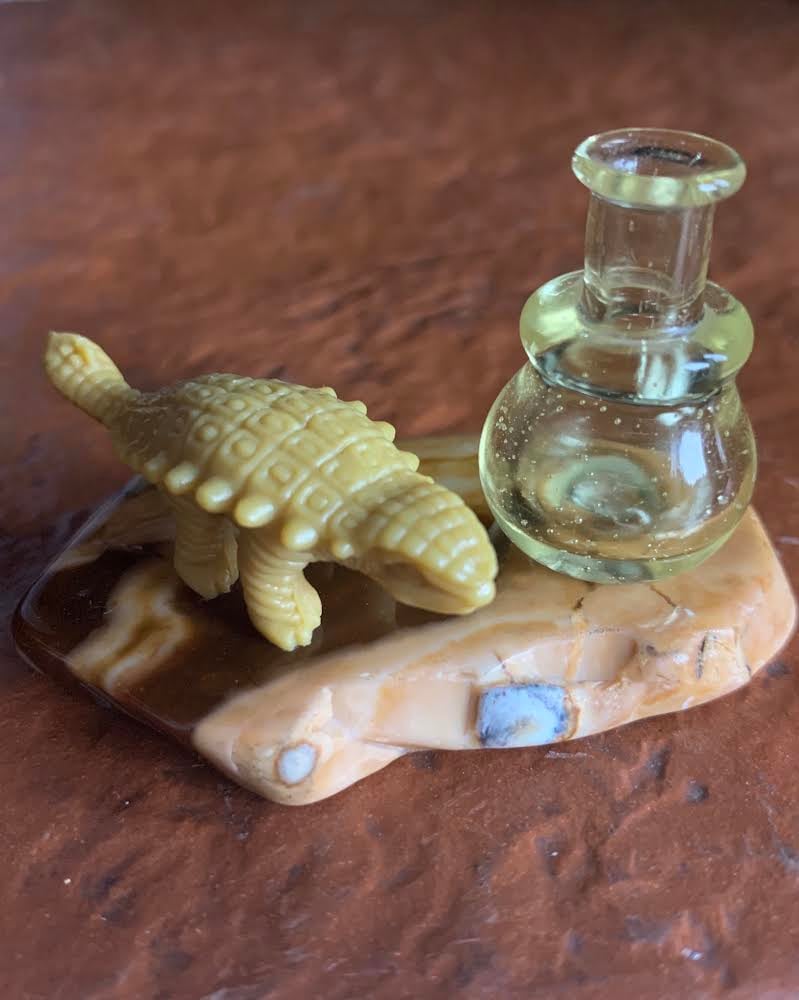 Image of Terp Pearl Dinosaur Stands