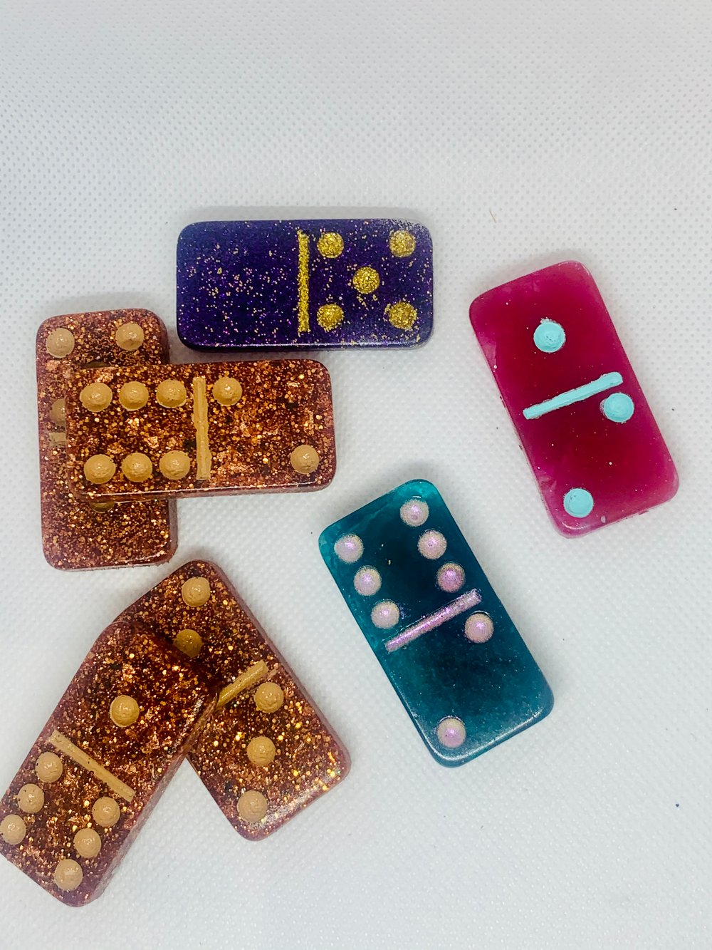 Image of BIG SIX Dominoes