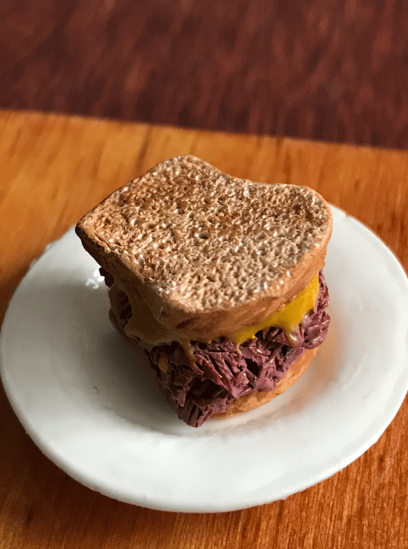 PASTRAMI SANDWICH FOOD MODEL–SAMPURU