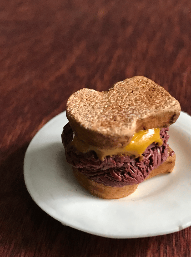 PASTRAMI SANDWICH FOOD MODEL–SAMPURU
