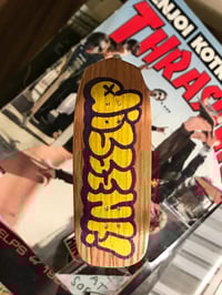 dissent “throwie” old school [purple/yellow]