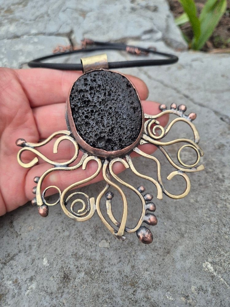 Lava sun necklace 