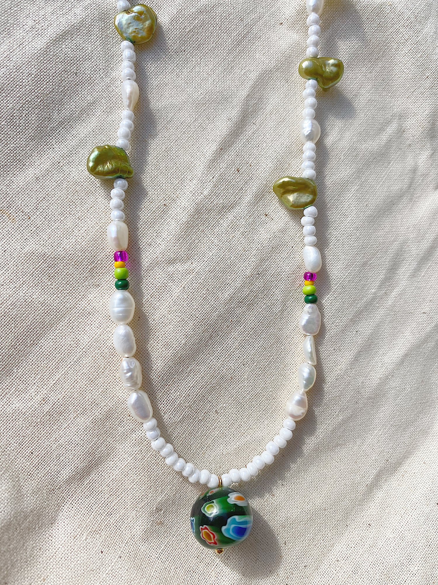Image of Flower Pearly beaded Necklace 