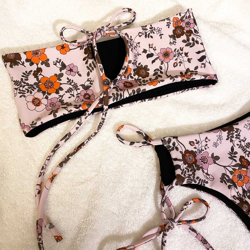 Image of SAMPLE SET : RETRO ROW X BLACK 