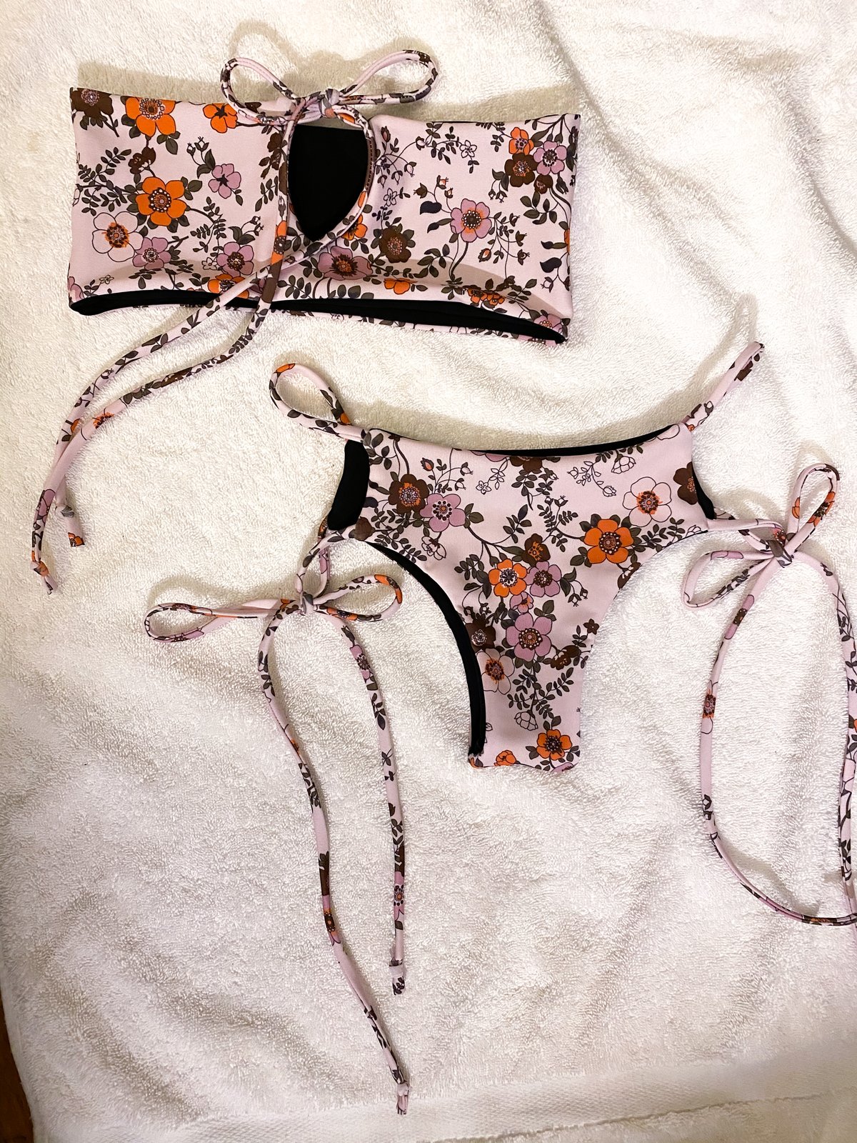 Image of SAMPLE SET : RETRO ROW X BLACK 