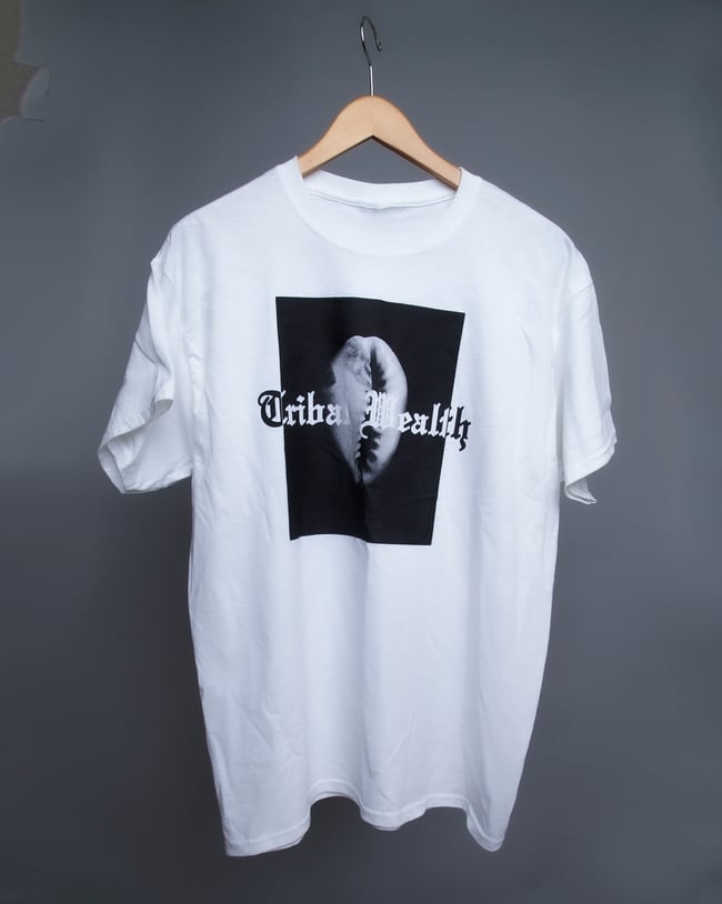 Cowrie Tee (white)