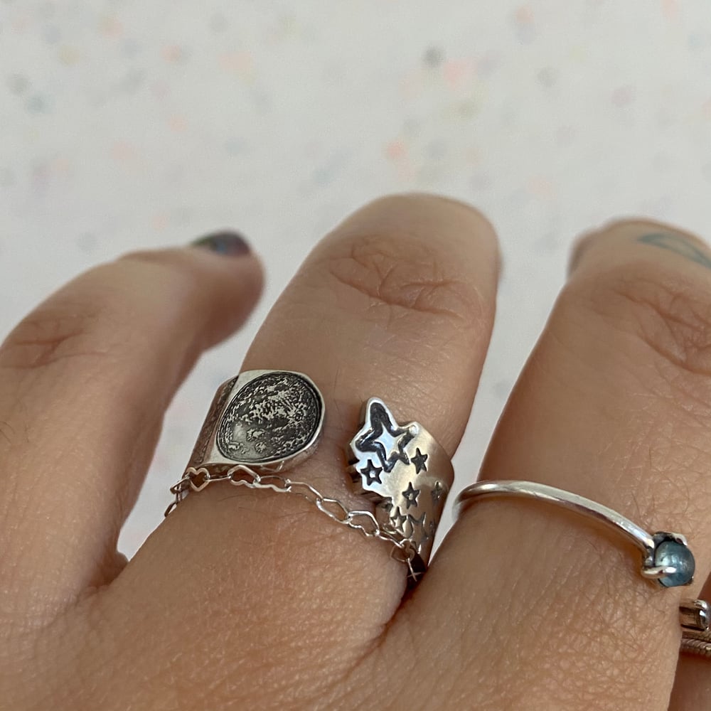 Image of Moon and stars ring