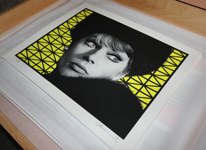 Image of "Paranoia" - Yellow Edition - Free Shipping to USA