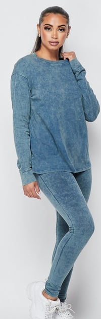 Image 2 of Acid washed Set 