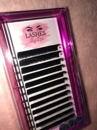 Self fanning Volume lashes 0.05