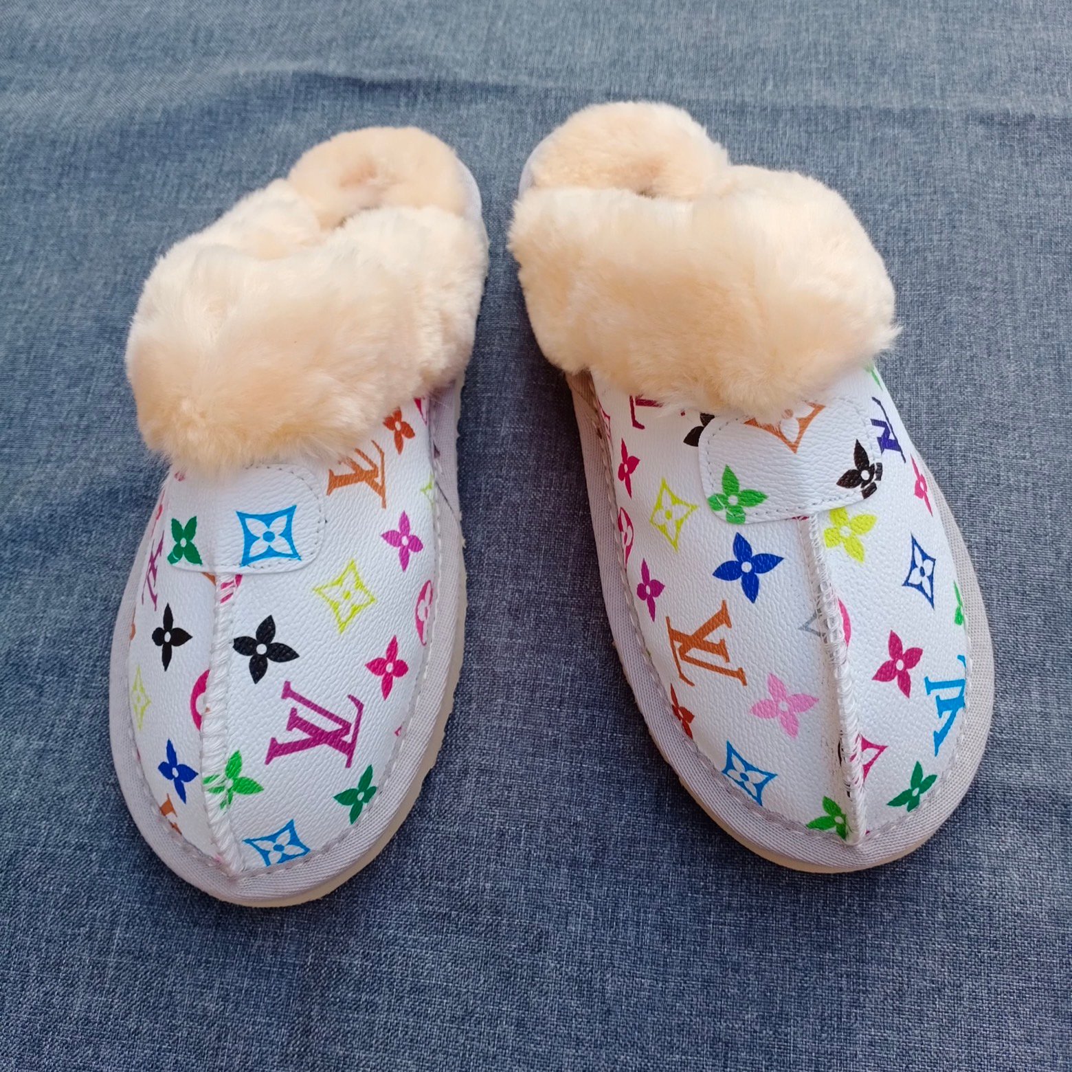 ugg lv slippers