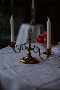 Image 5 of Kerzenständer, zweiflammig, Messing, mit Haltering