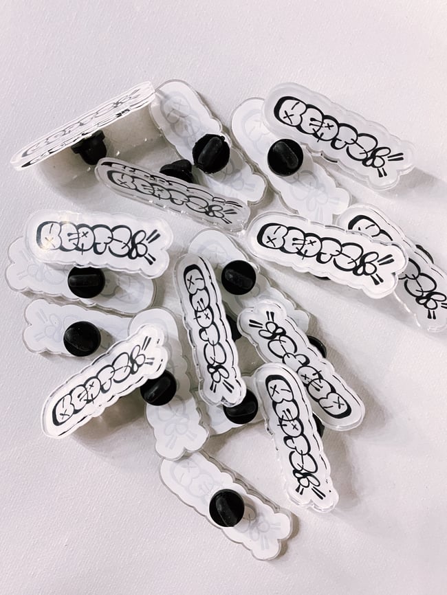 𝔅𝔢𝔞𝔱𝔷 𝚃𝚑𝚛𝚘𝚠𝚒𝚎