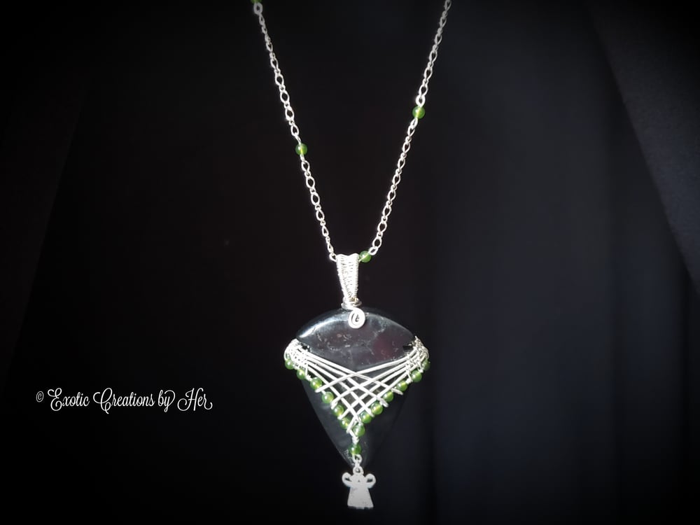 Jade Arrowhead Agate