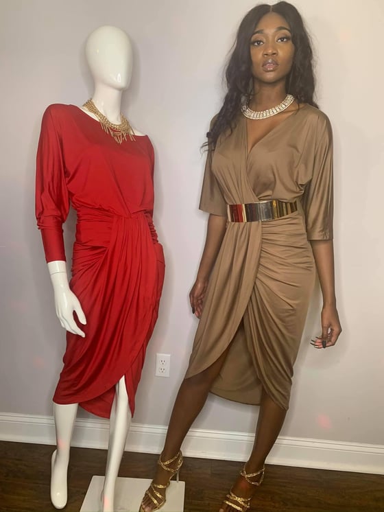 Image of Aria’s Mocha midi dress 