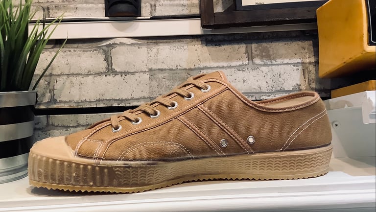 VEGANCRAFT vintage lo top camel sneaker shoes made in Slovakia Image 2