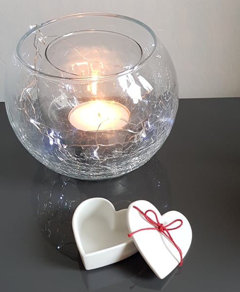 Image of Porcelain Heart Trinket Box