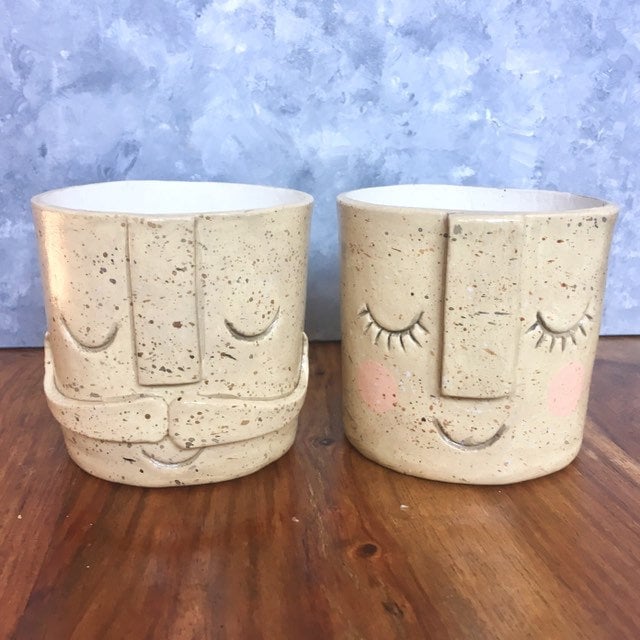 Poppy Face Pot