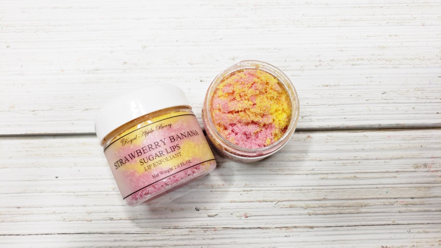 Image of STRAWBERRY BANANA SUGAR LIP EXFOLIANT