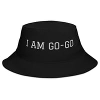IAMGOGO EMBROIDERED BUCKET HAT 
