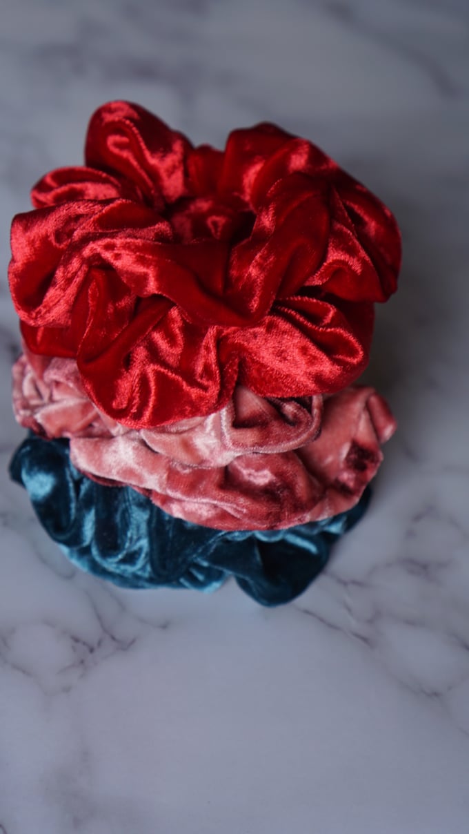 Image of Velvet Hair Scrunchies 