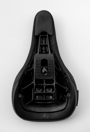 Image of REIGN III Mid Pivotal Seat