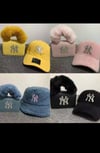 NY Women handbags and hat set