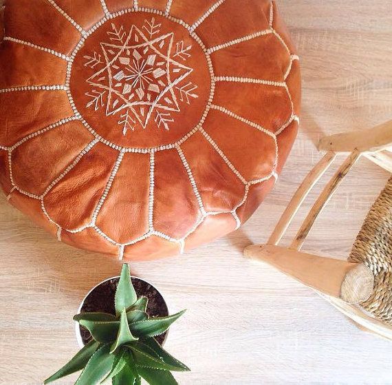 Image of NEUTRAL TONES - LEATHER POUFS - OTTOMAN