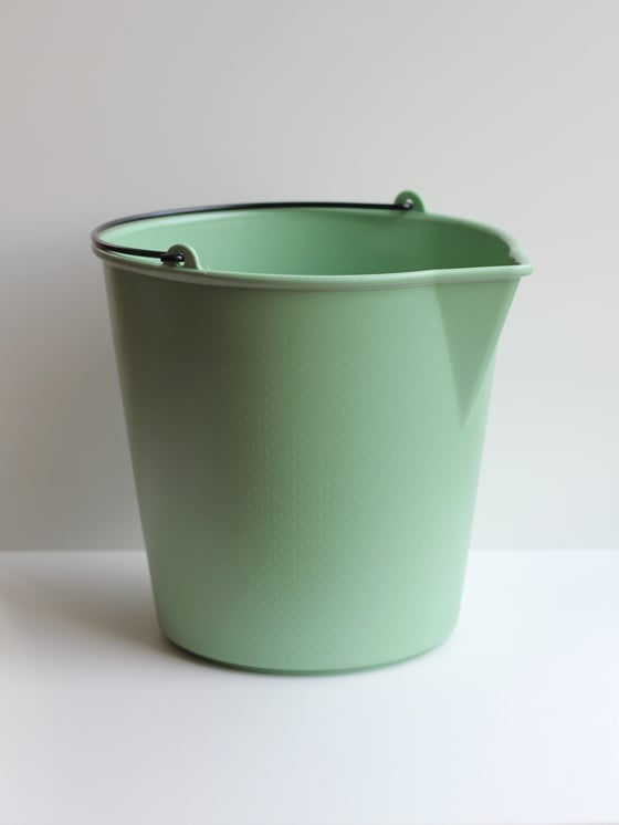 Image of DROP bucket