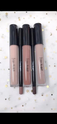 Lip Liner With Nude Gloss 