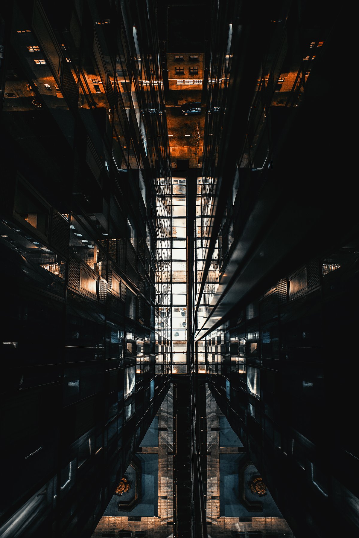 Image of London Abstract Gap Print 