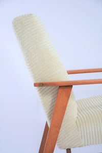 Image 3 of Fauteuil FOX velours ivoire - piètement carré