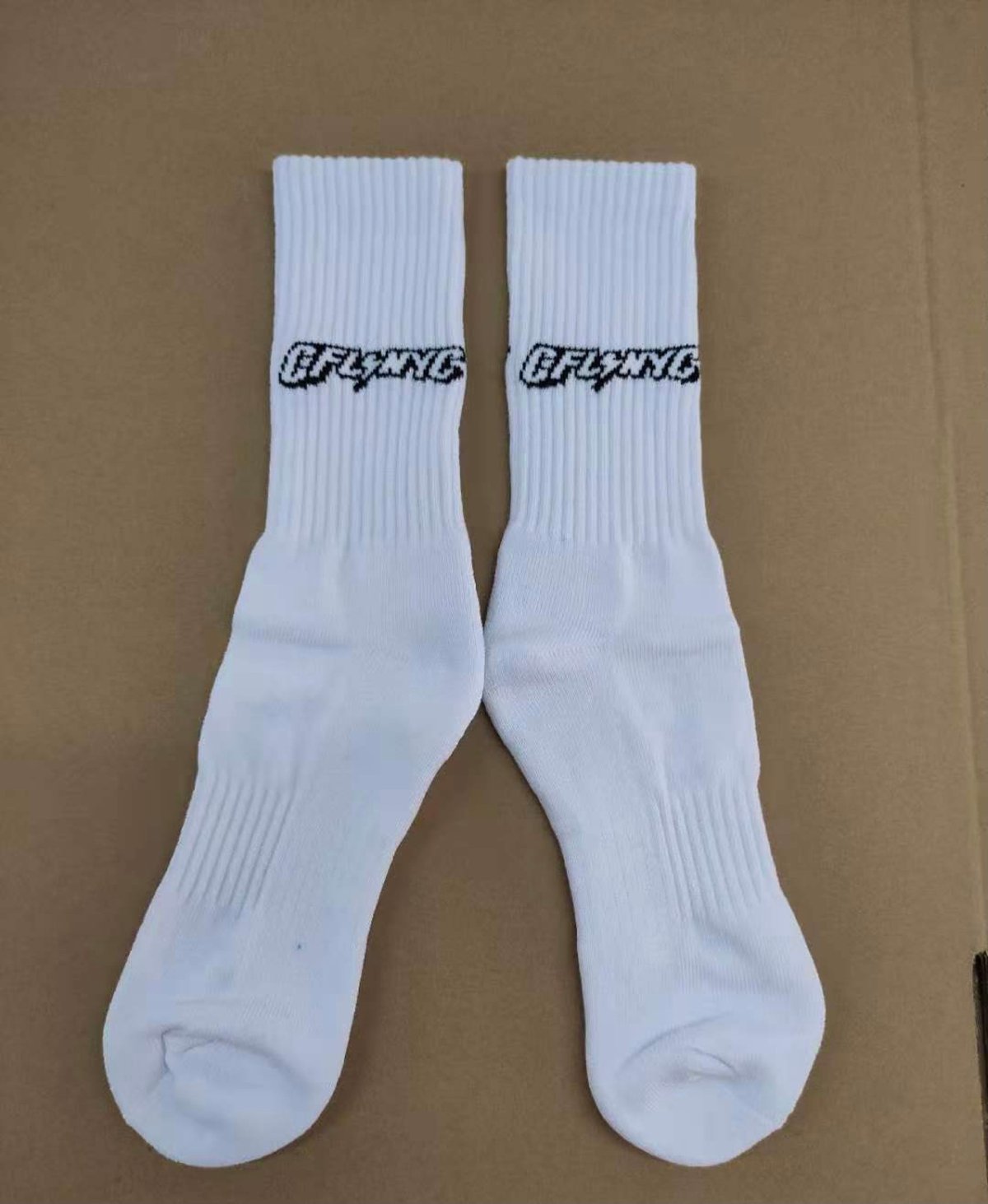 White Crew socks | CFLNYCCO