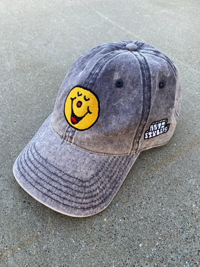 Antistylers Smiley Cap