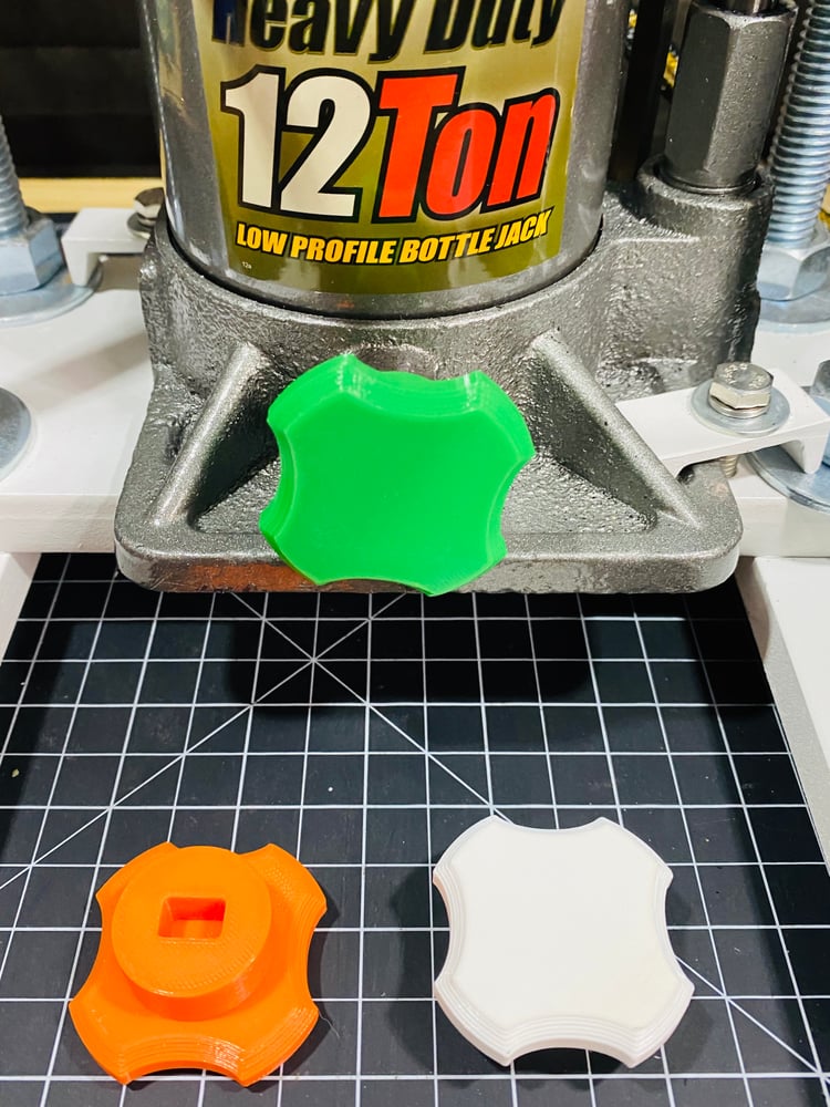 Image of 3D-printed tools and accessories