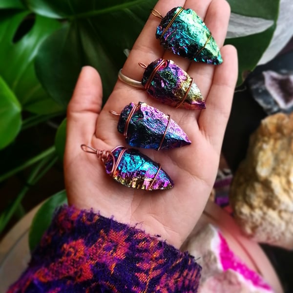 Image of Rainbow aura aroow head necklace 