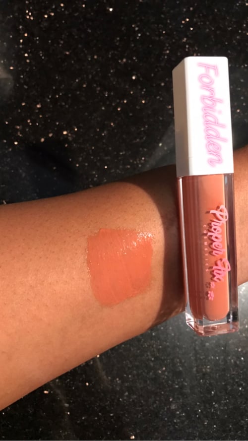 Image of Extreme Shine Luxury Lipgloss