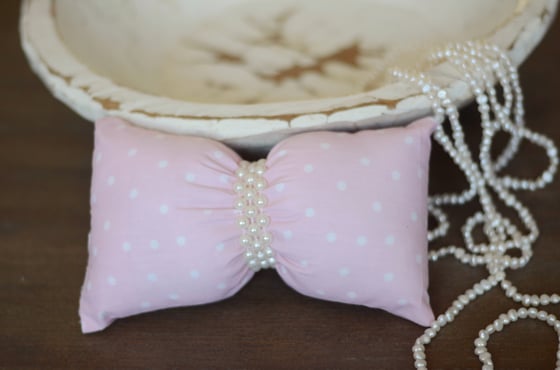 Image of Polka dots pillow (light pink)