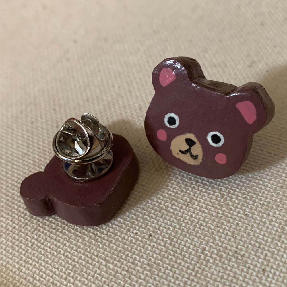 Bear Clay Pin