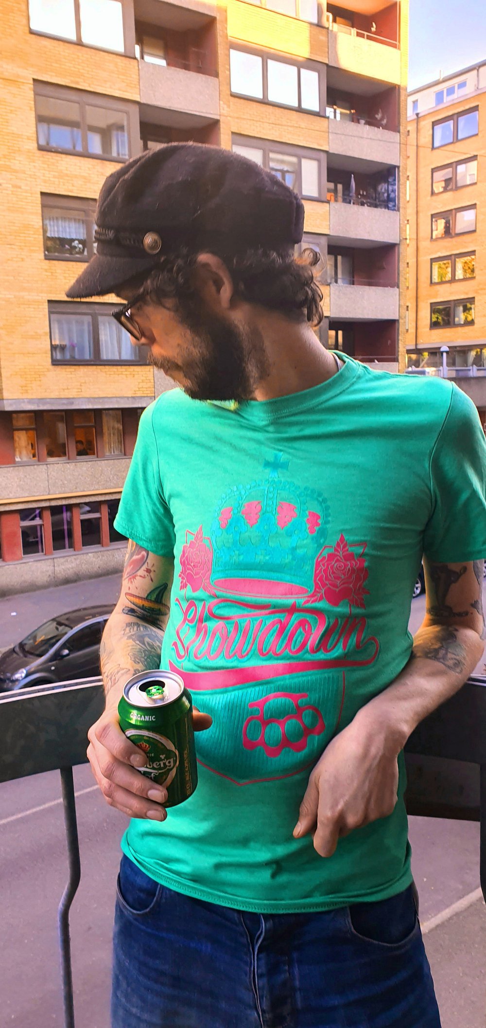 Showdown - Shield Tee (Heather Irish Green)