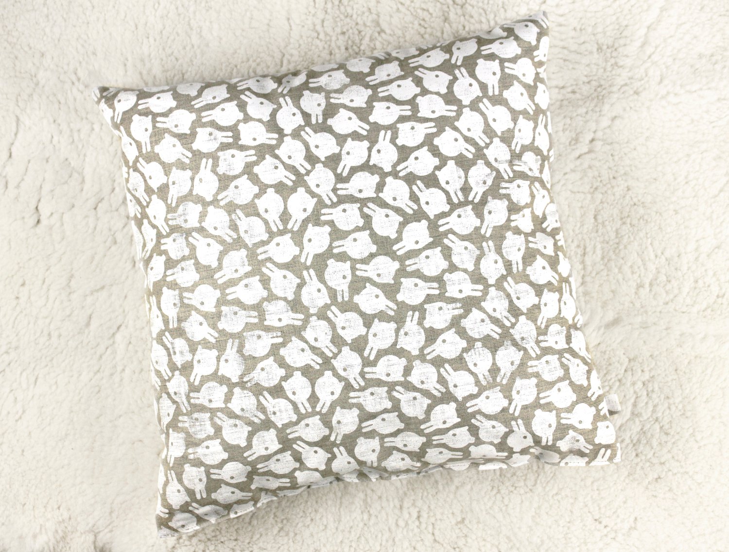 Image of Small Loner Cushion