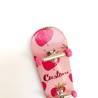 Image 4 of Fingerboard CUSTOM Strawberry 34mm Pops