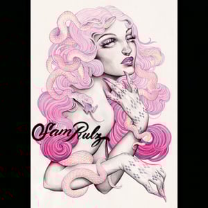 Image of Pinky (medusa)