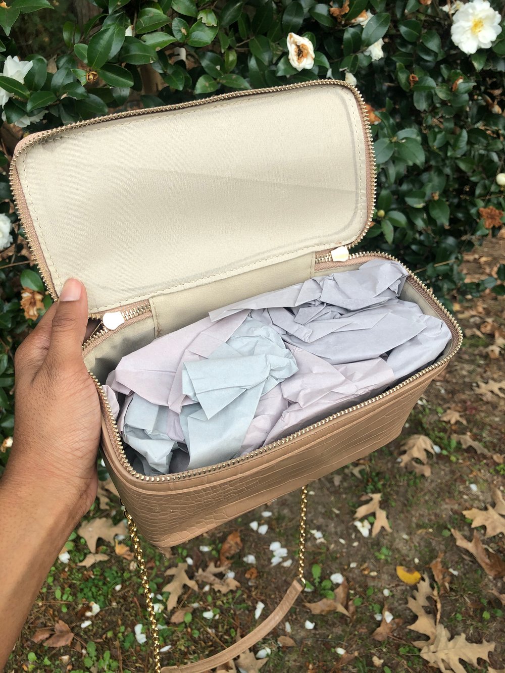 Image of “Wild Thoughts” Lengthy Lady Bags