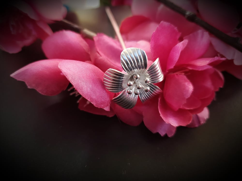 PH159 Daisy Hairpin
