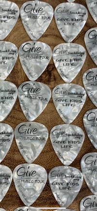 Image 1 of Give Music Guitar Picks 