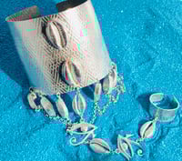 Image 1 of Supreme Handflower (925 Sterling Silver)