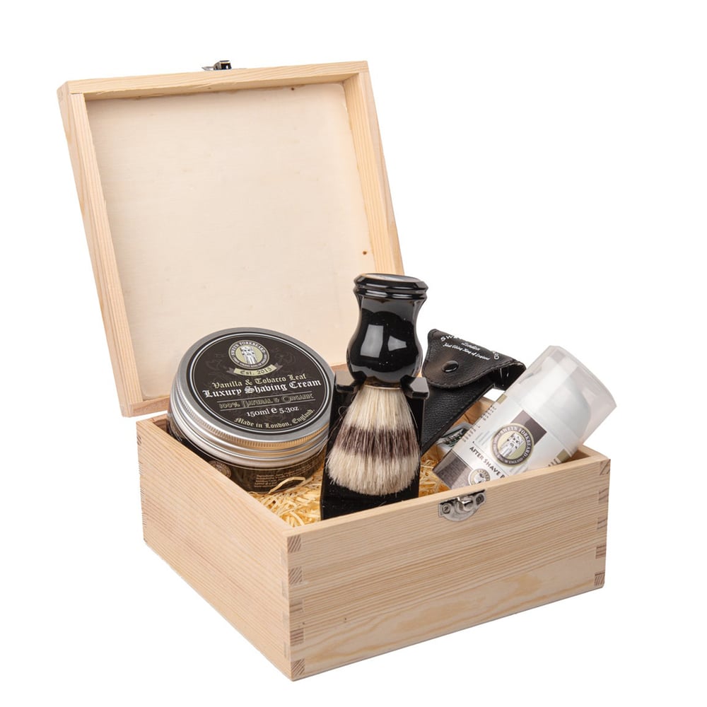 Image of Shaving Essentials Wooden Gift Box