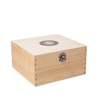 Image 5 of Shaving Essentials Wooden Gift Box