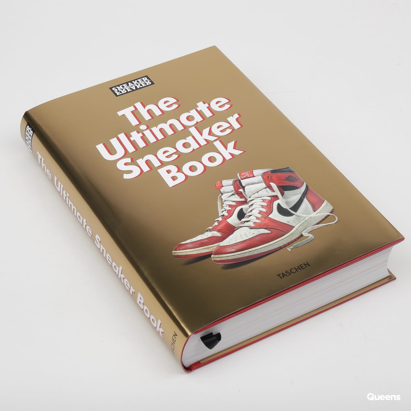 Sneaker Mayhem: The Ultimate Sneaker Book For Sneakerheads 2021 Edition:  Publications, Golden Lion: 9798710037638: Amazon.com: Books